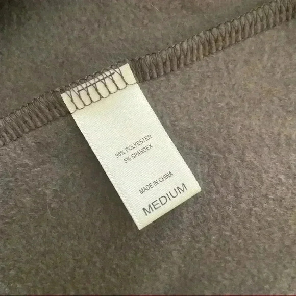 NWT MukLuk Gray Floral Tie Front Waist Fleece Sweatshirt Size M - Picture 10 of 10